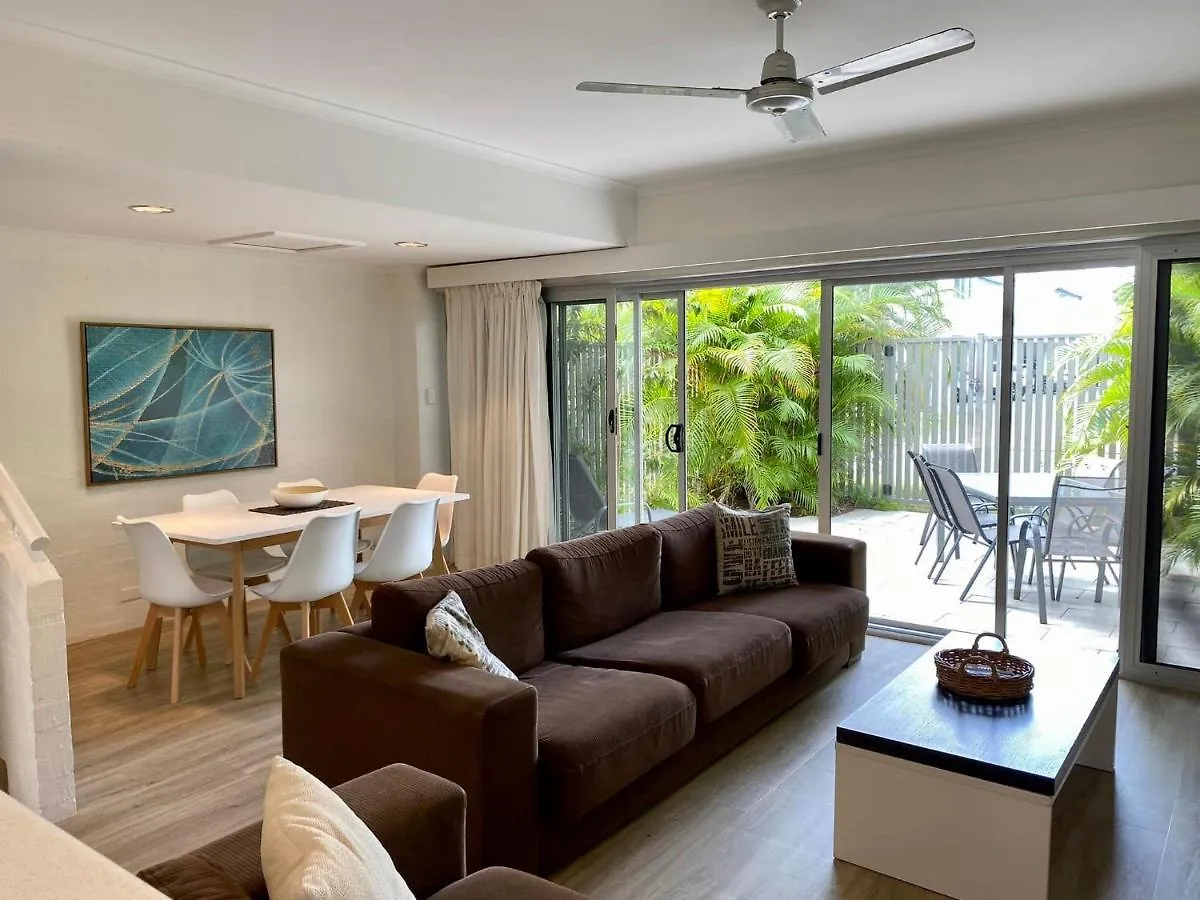 Le Court Villas Noosa Heads Aparthotel