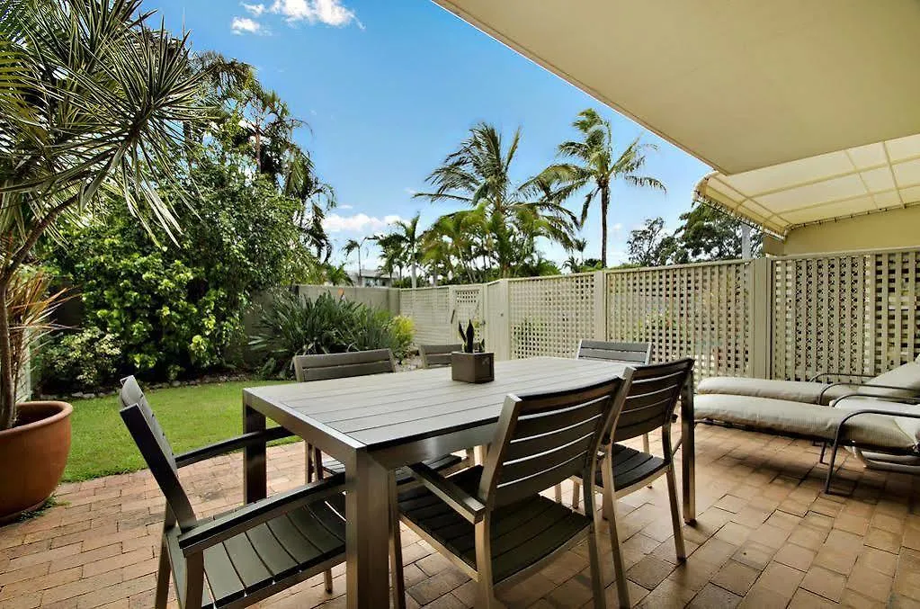 Aparthotel Le Court Villas Noosa Heads