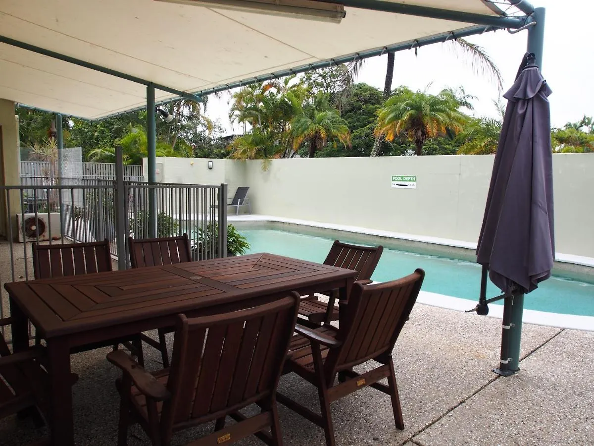 Le Court Villas Noosa Heads Aparthotel