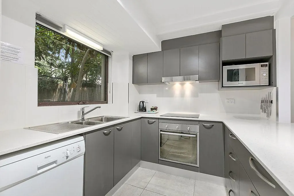 Aparthotel Le Court Villas Noosa Heads